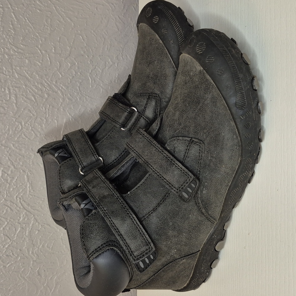 Mishansha Black Boots with Straps and Rugged Design Size 38 Hiking Outdoors - Picture 3 of 6